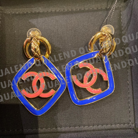 3bcefe0e47e04e2a13b31ca5b1328a7e_1682650133_1796.jpg?v=1