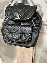 88897ecde6eb6ebe2cdffc7cb1dd713a_1732769555_793.jpg?v=1