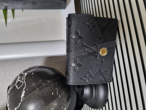 3dbe32fbff7fd09445e2b54caaeb3b62_1733223471_8673.jpg?v=1