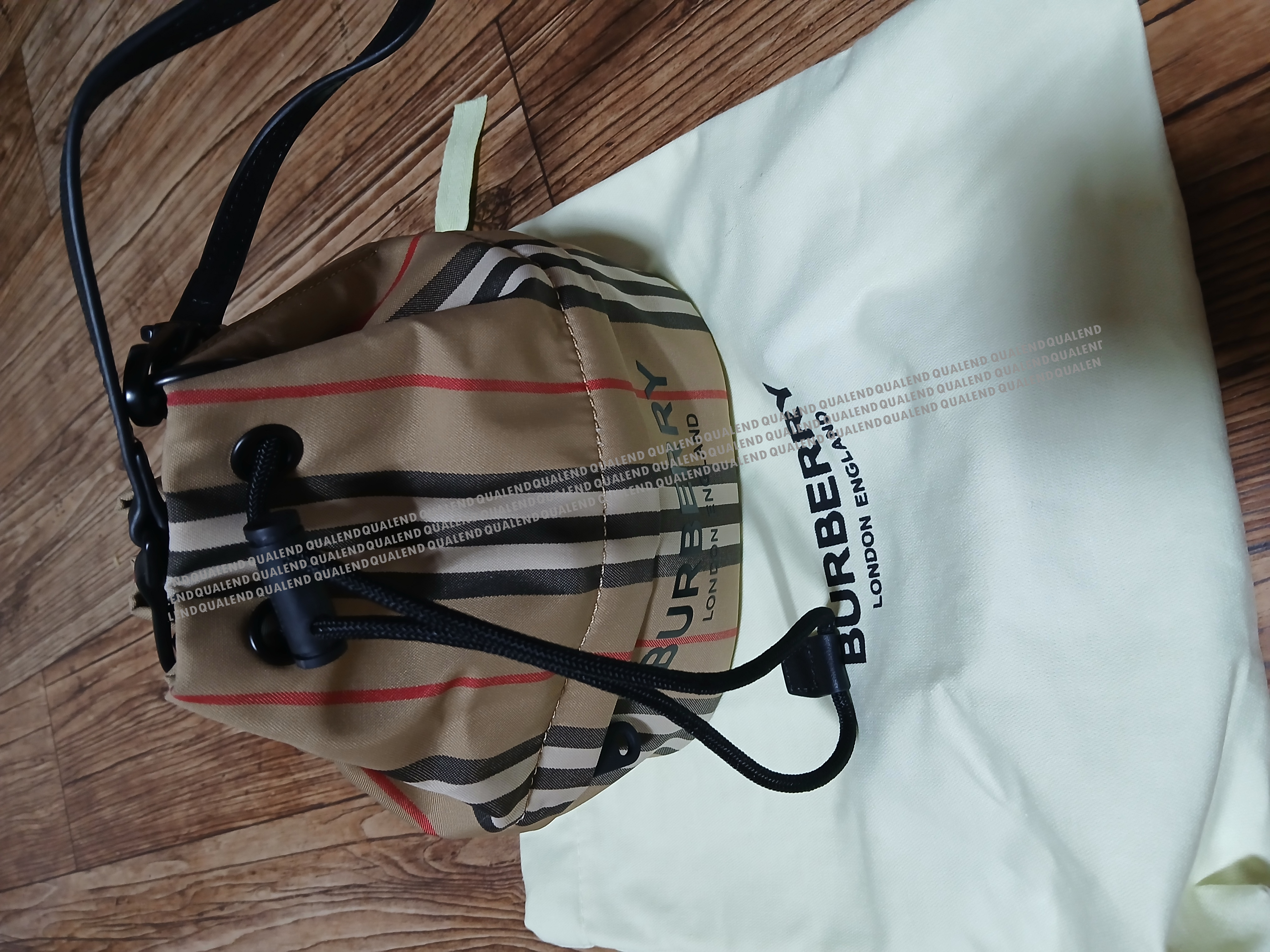 76ab2e64a3c50a9372da4d34bf110b32_1749605185_3509.jpg?v=1