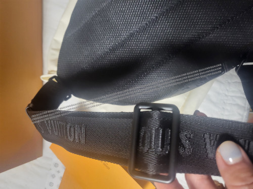 9299fd560763e93bef859ce7f74dec2b_1749451314_165.jpg?v=1