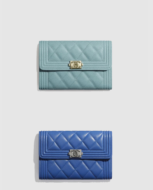 [CHANEL-샤넬]보이 중지갑 인기색상 A84302