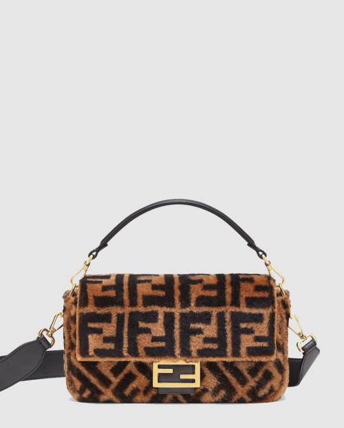 [FENDI-펜디]바게트백 미듐 8BR600