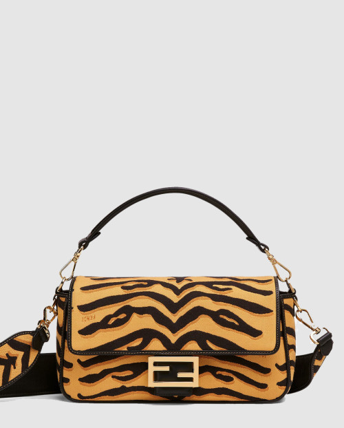 [FENDI-펜디]바게트백 미듐 8BR600