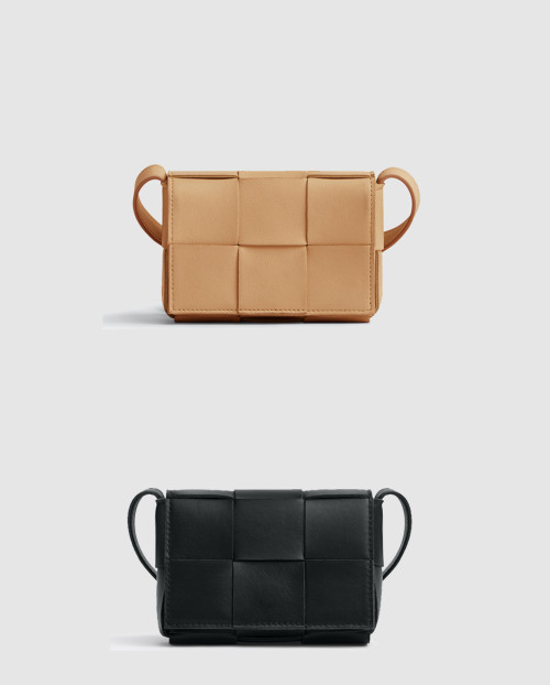 [BOTTEGA-보테가베네타]카세트백 미니 666688