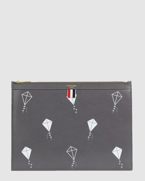 [THOM BROWNE-톰브라운]페블 클러치 MAC021