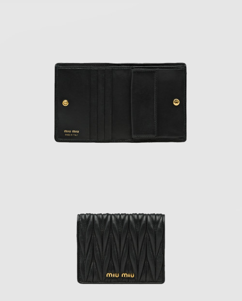 [MIUMIU-미우미우]마테라쎄 나파 반지갑 5MV204