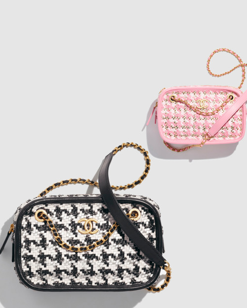 [CHANEL-샤넬]스몰 카메라 케이스 AS3768