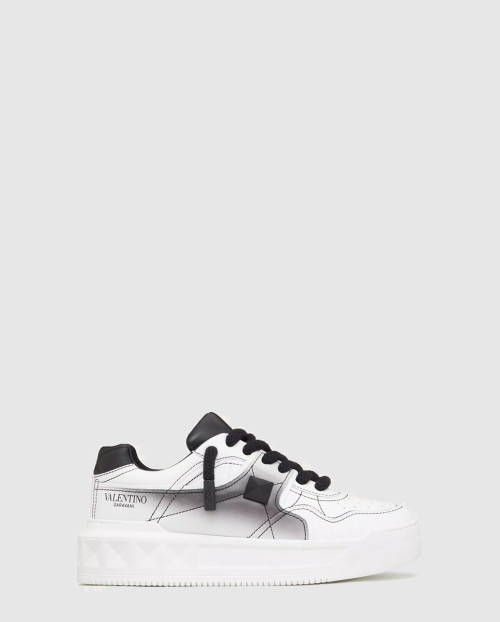 [VALENTINO-발렌티노]원 스터드 로우탑 스니커즈