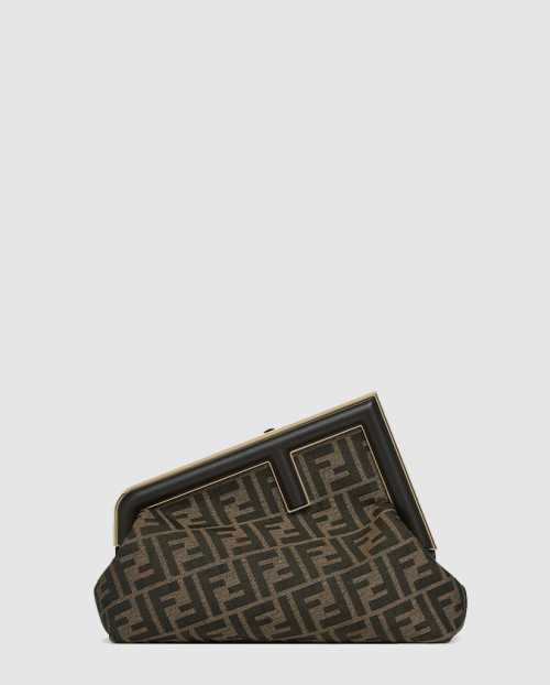 [FENDI-펜디]퍼스트 미디 숄더백 8BP137