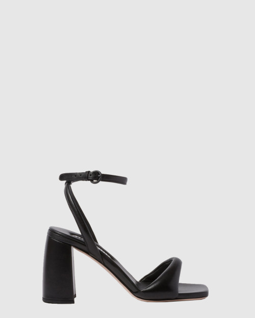 [MIUMIU-미우미우]페턴트 가죽 굽높이 샌들 F0002