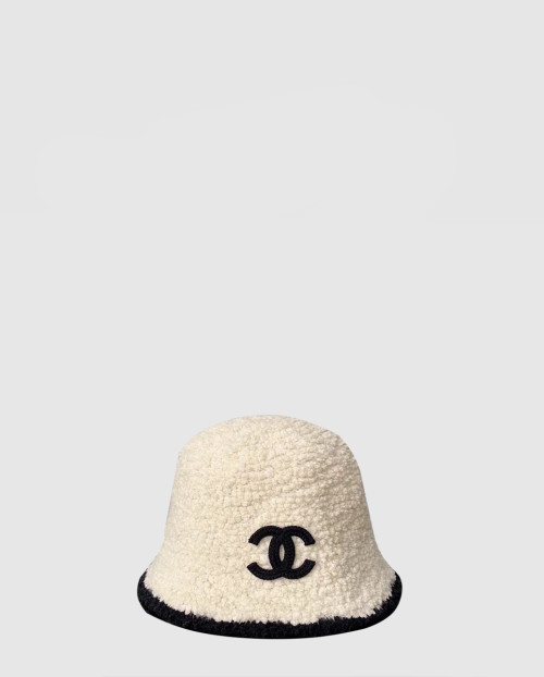 [CHANEL-샤넬]CC 로고 버킷햇 AA7439