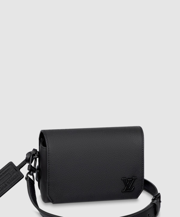 [LOUIS VUITTON-루이비통]패스트라인 웨어러블 월릿 M82085