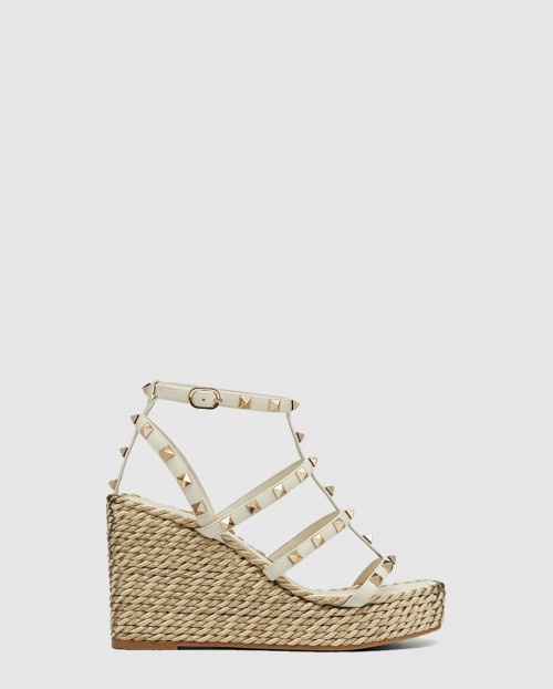 [VALENTINO-발렌티노]송아지 가죽 락스터드 샌들