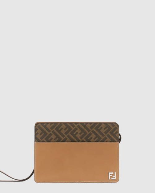 [FENDI-펜디]스퀘어 FF 스탠딩 클러치 7N0145