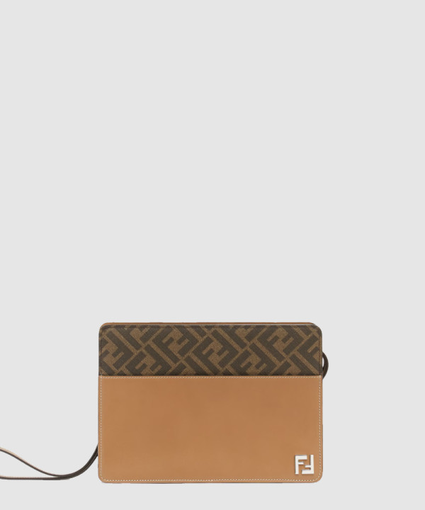 [FENDI-펜디]스퀘어 FF 스탠딩 클러치 7N0145