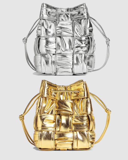 [BOTTEGA-보테가베네타]카세트 버킷백 스몰 717187