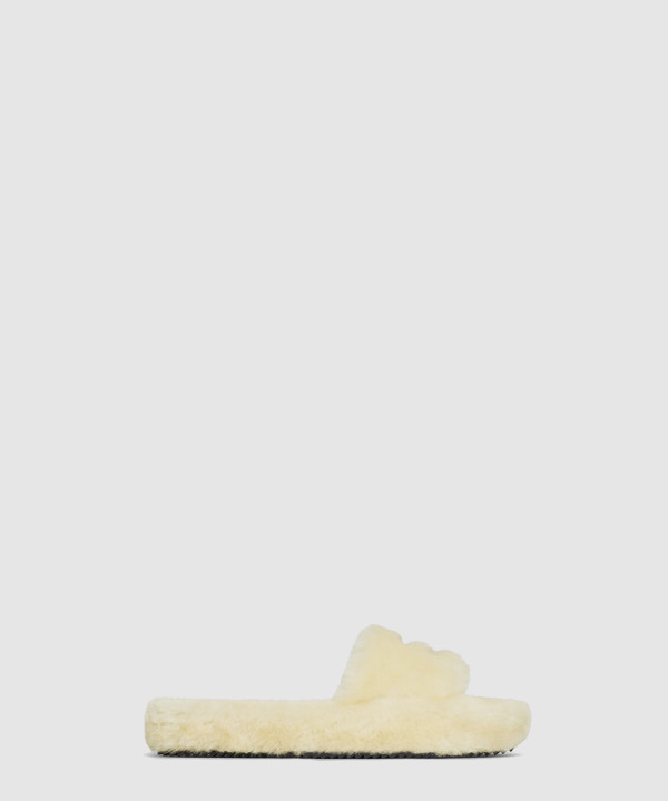 [CELINE-셀린느]양가죽 슬리퍼 358053