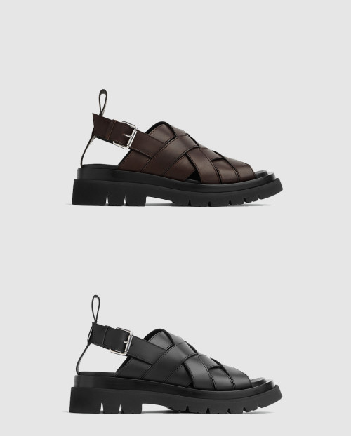 [BOTTEGA-보테가베네타]러그 스트랩 샌들 755129