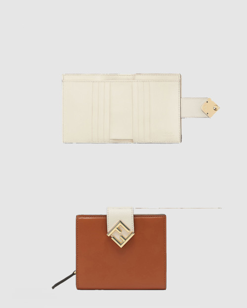 [FENDI-펜디]슬림 바게트 지갑 스몰 8M0506