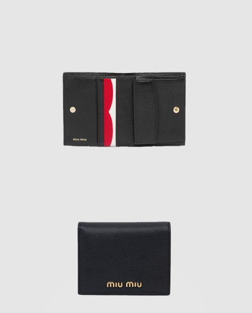 [MIUMIU-미우미우]마테라쎄 나파 가죽 반지갑 5MV204