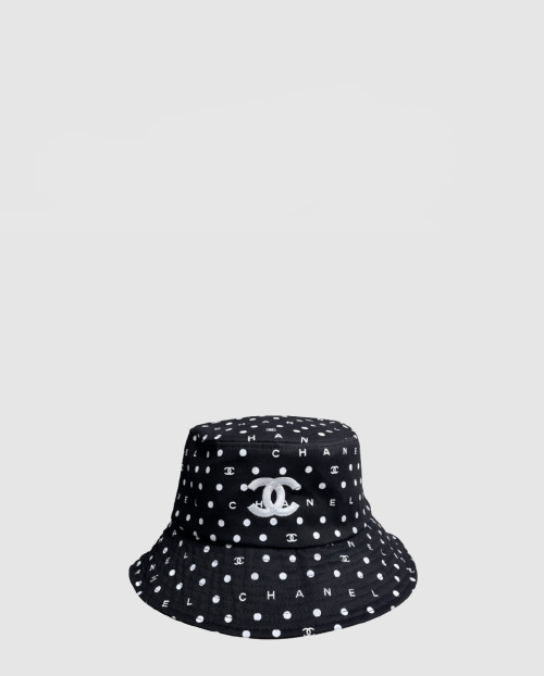 [CHANEL-샤넬]심플 자수 버킷햇 AA5744