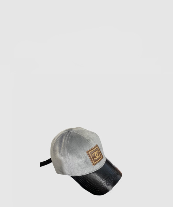 [CHANEL-샤넬]벨벳 베이스볼 캡 AA3731