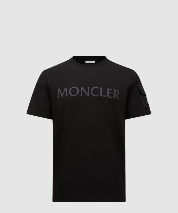 [MONCLER-몽클레어]라미네이트 로고 코튼 티셔츠