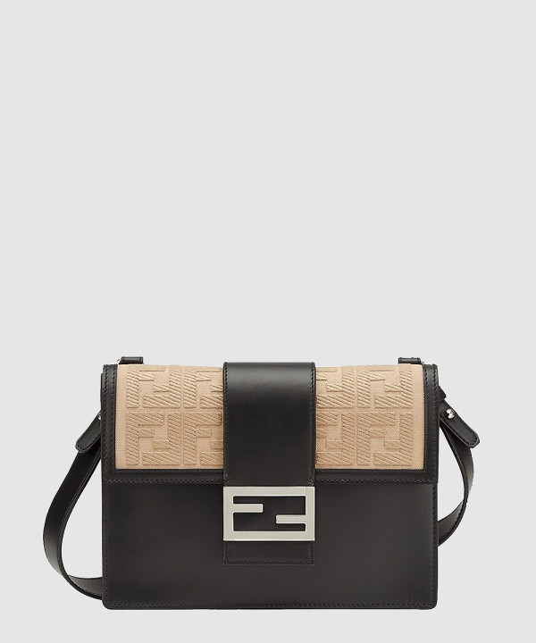 [FENDI-펜디]미디움 크로스바디백 7VA524