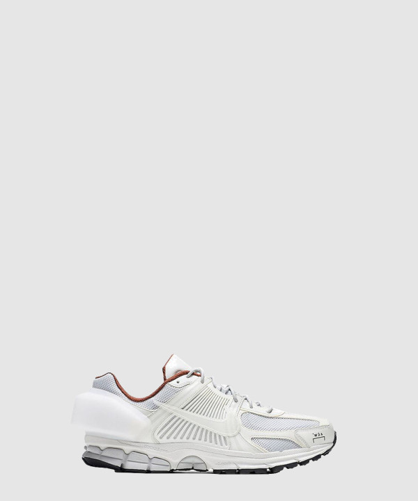 [NIKE-나이키]줌 보메로 5 AT3152