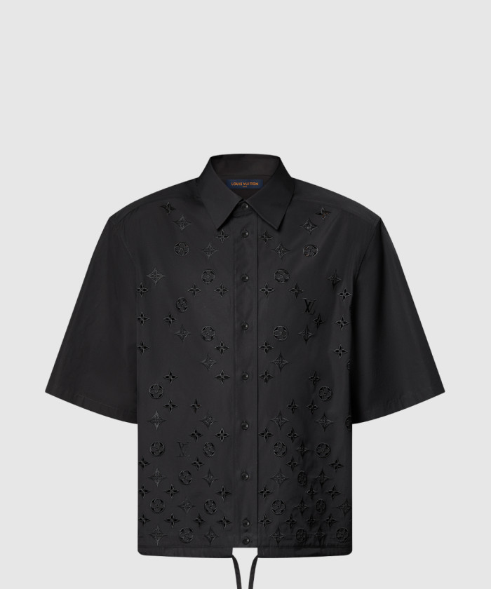 레플리카|이미테이션 louis-vuitton-루이비통모노그램-플라워-엠브로이더드-쇼트-슬리브드-셔츠-1agtpm