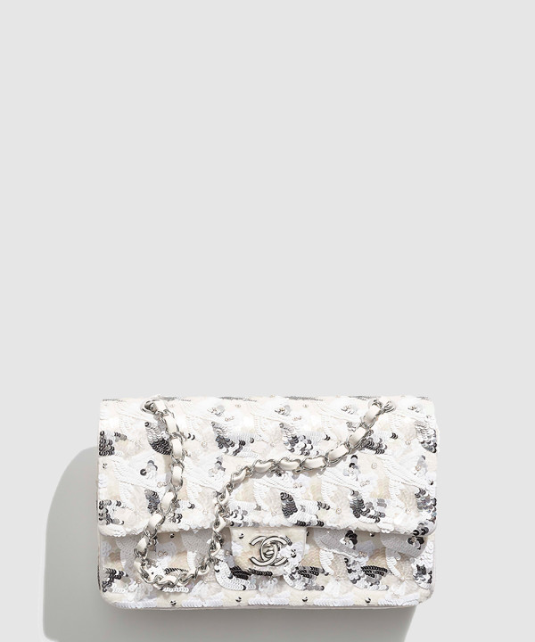 [CHANEL-샤넬]클래식 플랩백 A01112