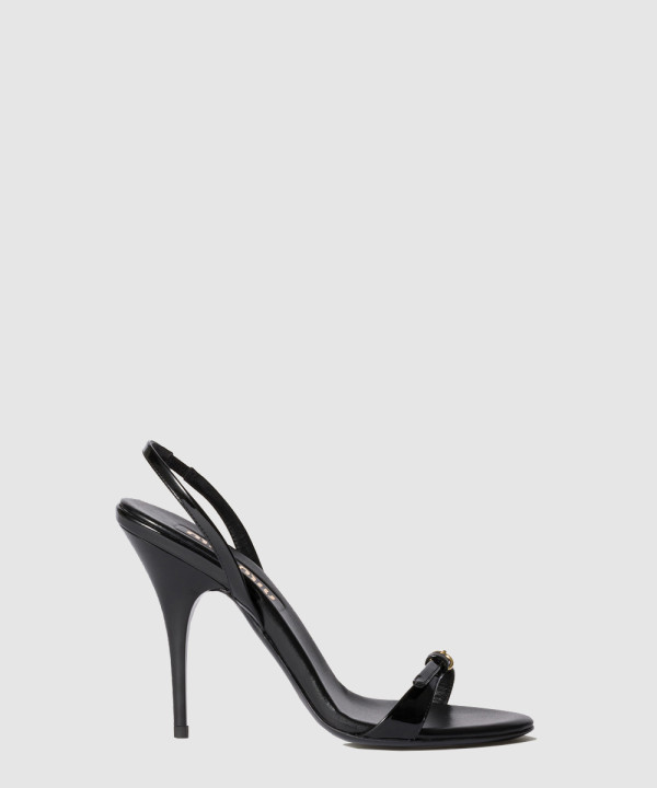 [MIUMIU-미우미우]에나멜 가죽 샌들 5X343E