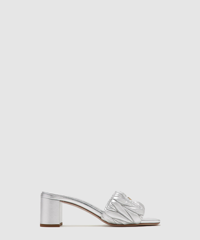 레플리카|이미테이션 miumiu-미우미우마틀라세-나파-가죽-슬라이드-5xx657-1