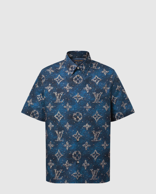 [LOUIS VUITTON-루이비통]프린티드 모노그램 쇼트 슬리브드 셔츠 1AHVTY