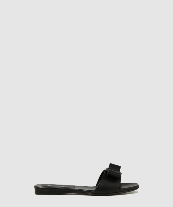 [FERRAGAMO-페레가모]비바 슬리퍼 01D005