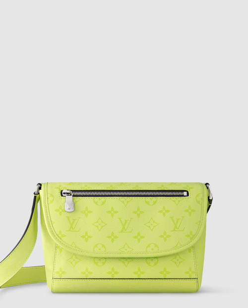 [LOUIS VUITTON-루이비통]펄스 메신저 M14079