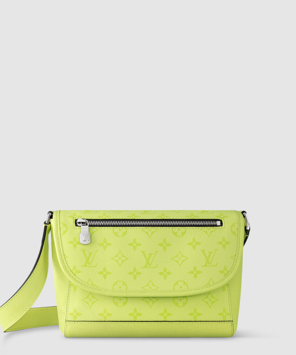 [LOUIS VUITTON-루이비통]펄스 메신저 M14079