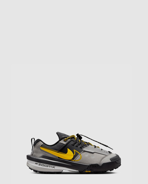 [NIKE-나이키]마돔 x 사카이 HQ8618