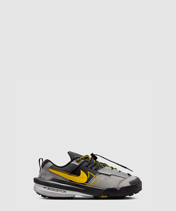 [NIKE-나이키]마돔 x 사카이 HQ8618