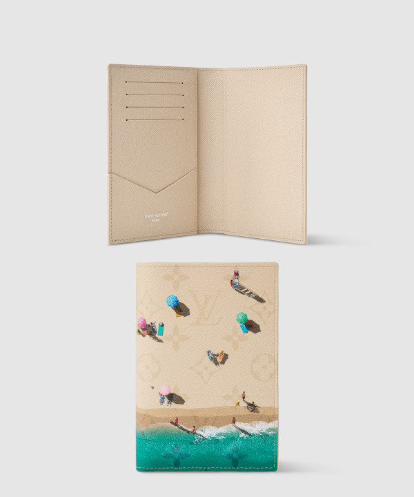 [LOUIS VUITTON-루이비통]패스포트 커버 M2A349